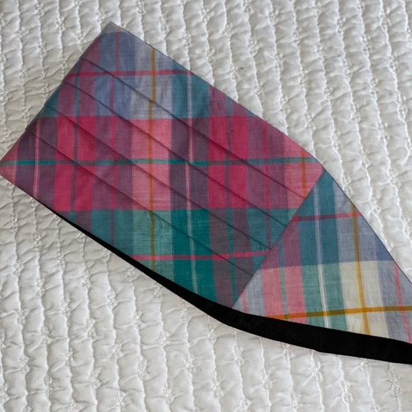 BEAU TIES LTD OF VERMONT Cummerbund in Pastel Plaid - Picture 2 of 4